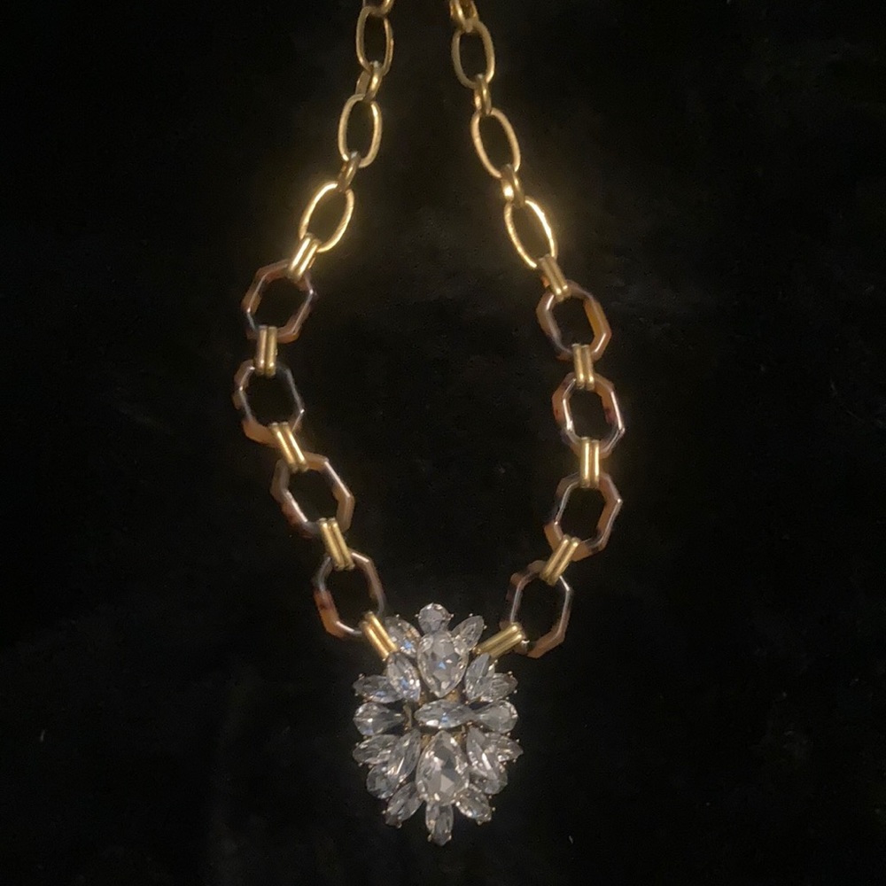 Statement necklace